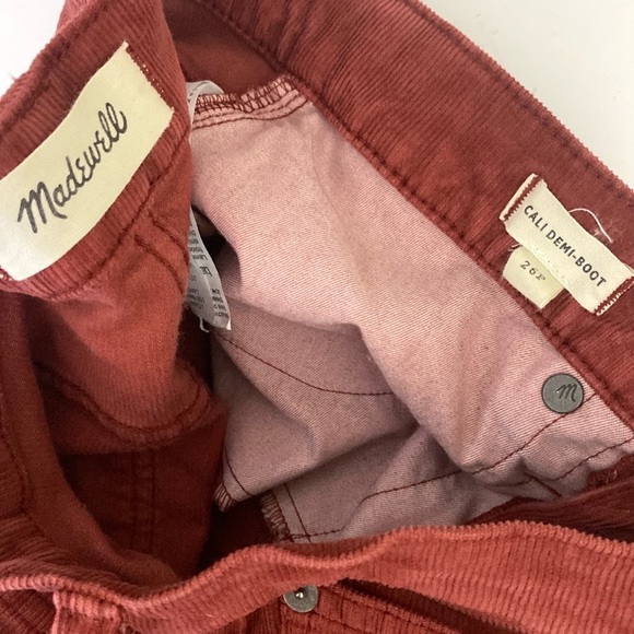 Madewell Cali Demi-Boot Jeans in Corduroy: Button-Front Edition Canterbury Red - Picture 11 of 14